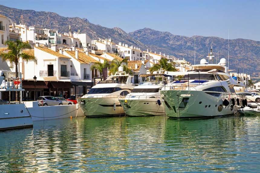 Beach & Puerto Banus Marbella Penthouse Bagian luar foto